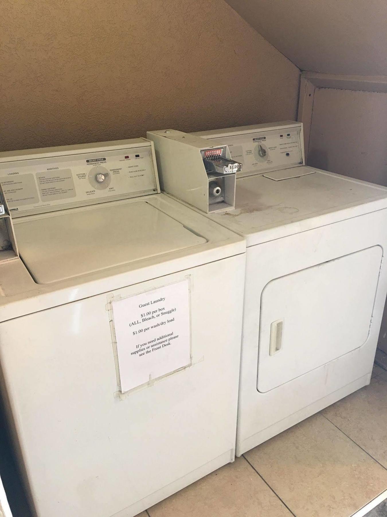 Quality Inn & Suites Clarksville Extérieur photo